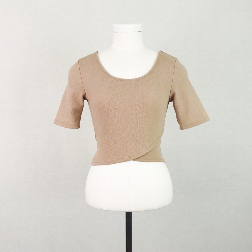 NWOT Creped Cutout Crop Top | Size S